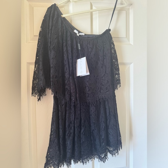Alexis, Maji One shoulder Black Lace Dress in size Small - Picture 5 of 8